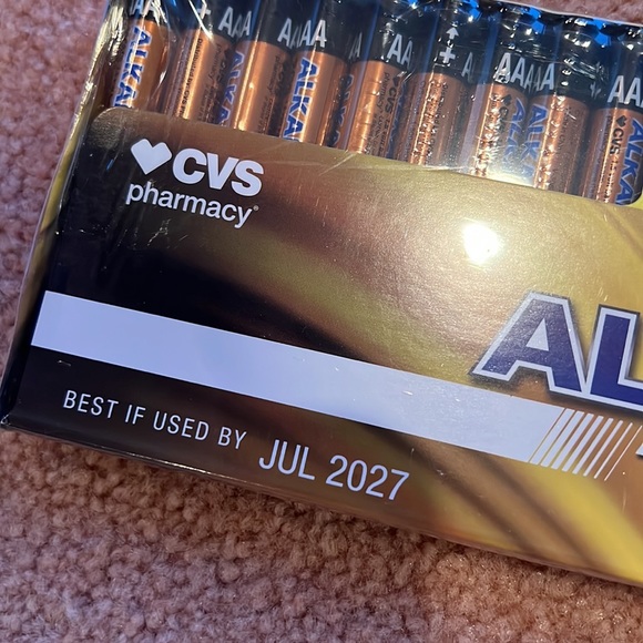 New CVS Value Pack AAA Batteries - Picture 4 of 7